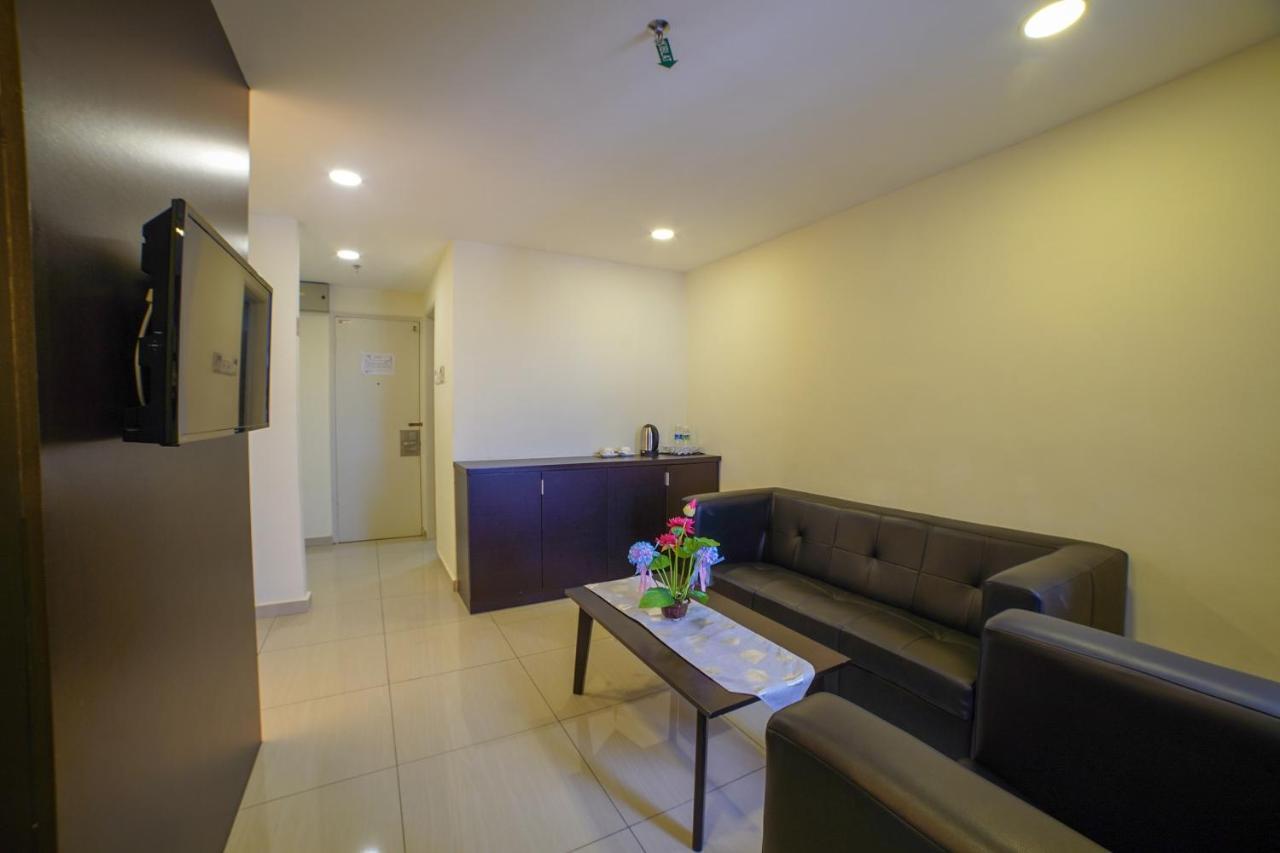 Oyo 89531 Villa Hotel Segamat Eksteriør bilde