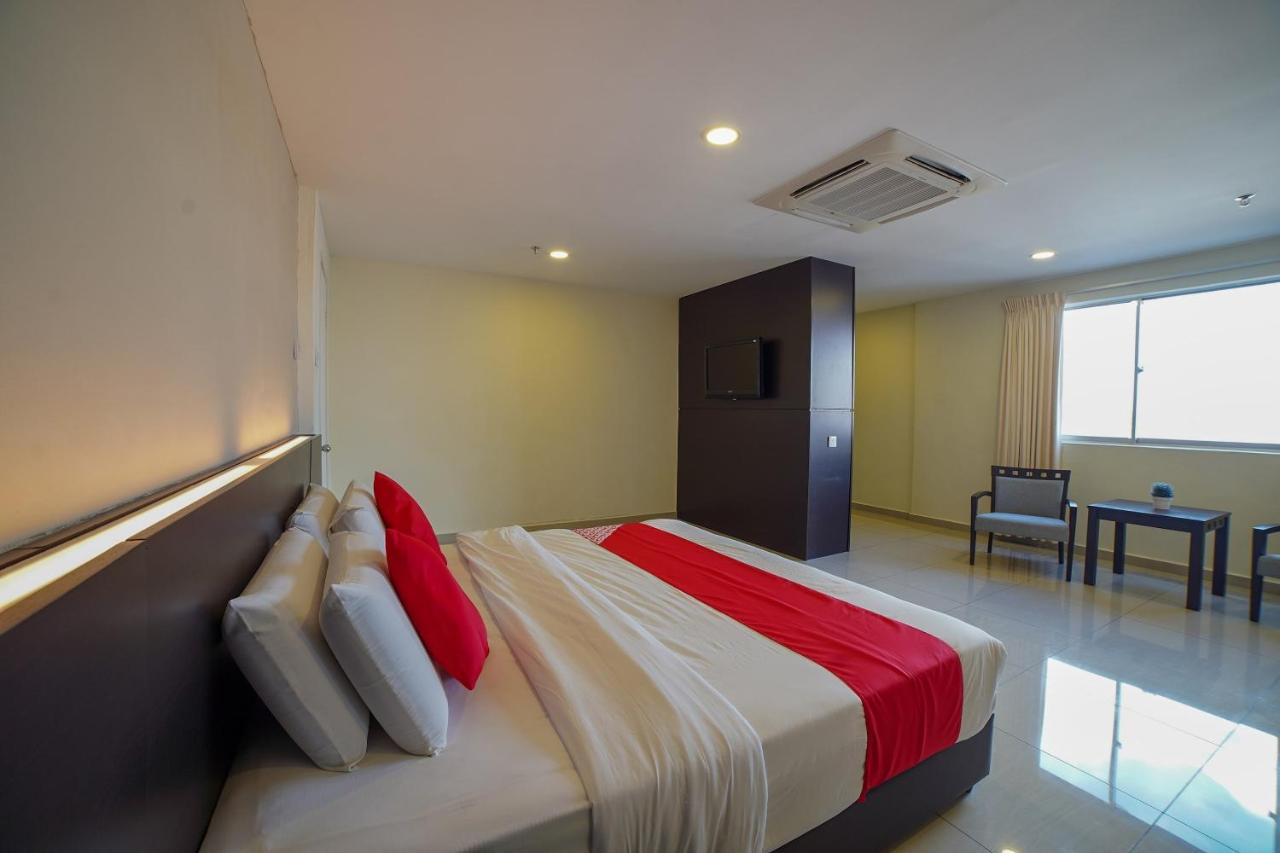 Oyo 89531 Villa Hotel Segamat Eksteriør bilde