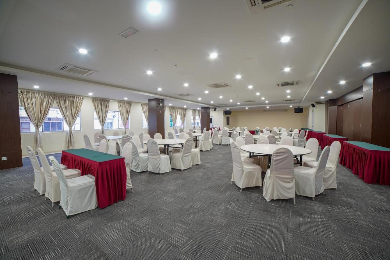 Oyo 89531 Villa Hotel Segamat Eksteriør bilde
