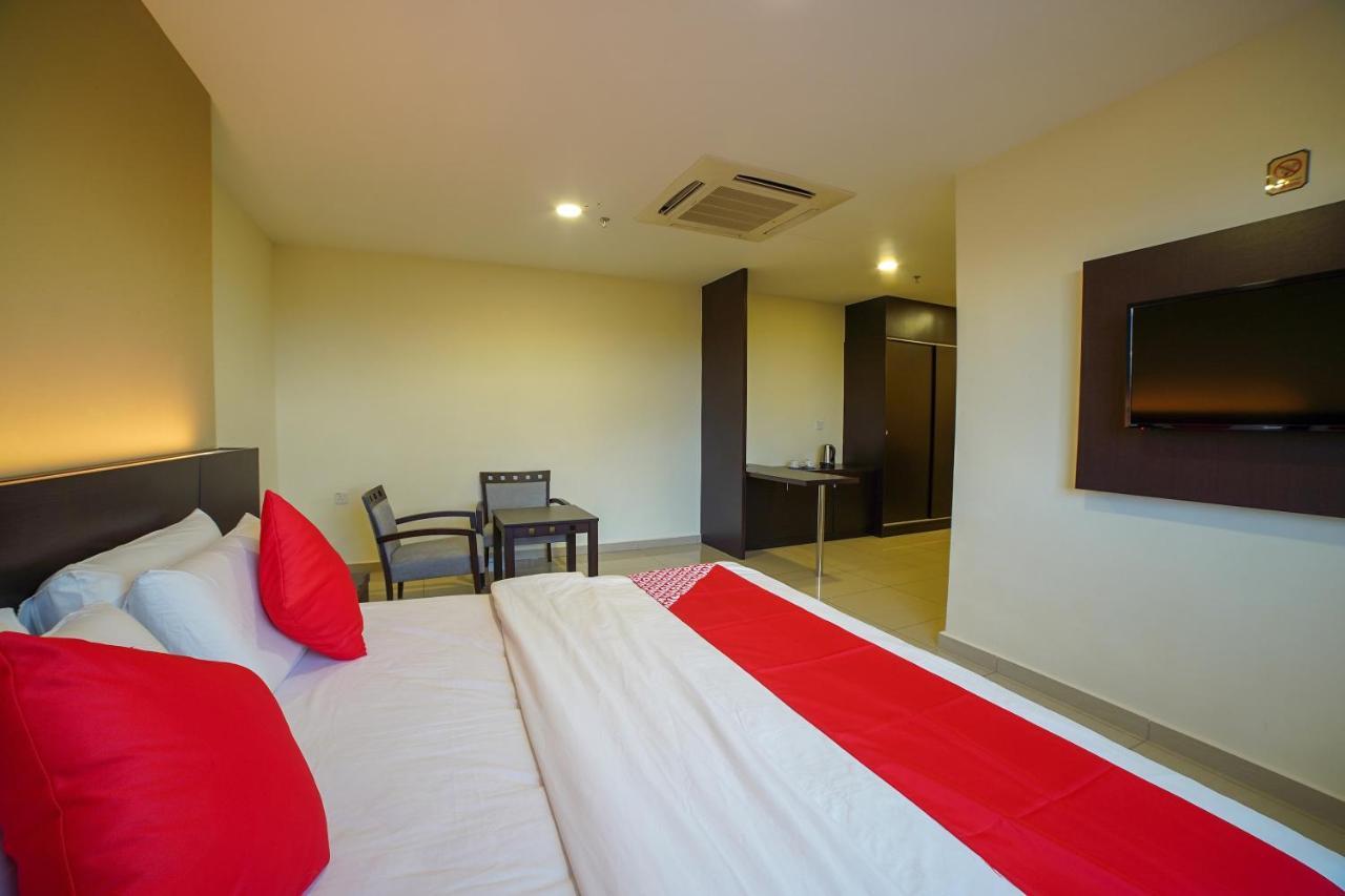 Oyo 89531 Villa Hotel Segamat Eksteriør bilde
