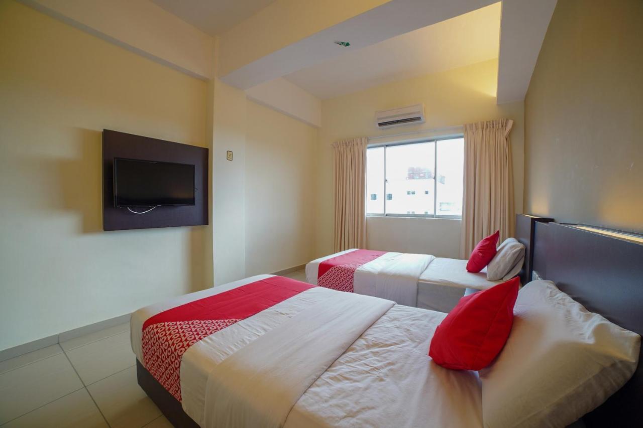 Oyo 89531 Villa Hotel Segamat Eksteriør bilde